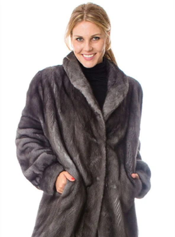 NAFA or SAGA Select Female Mink Fur Coat with Full Swing