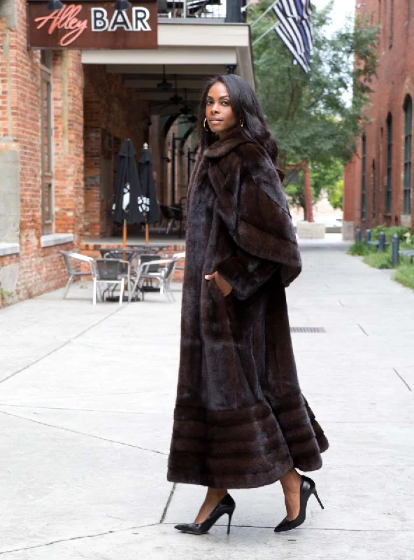 Mahogany / Add matching detachable fur cape / S