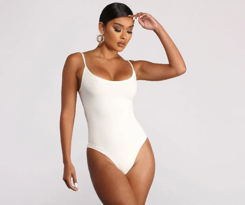 basic-sleeveless-strappy-back-ribbed-knit-bodysuit-060012751100