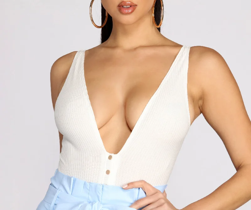 button-detail-ribbed-knit-bodysuit-060012701100