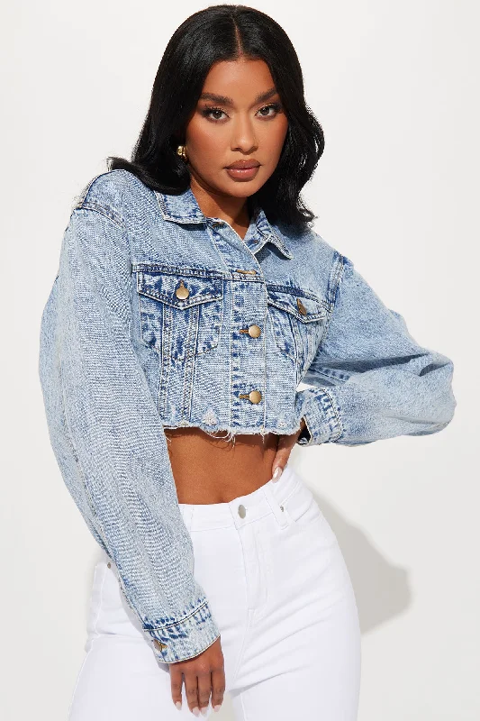 Closer To You Cropped Denim Trucker Jacket - Acid Wash Blue