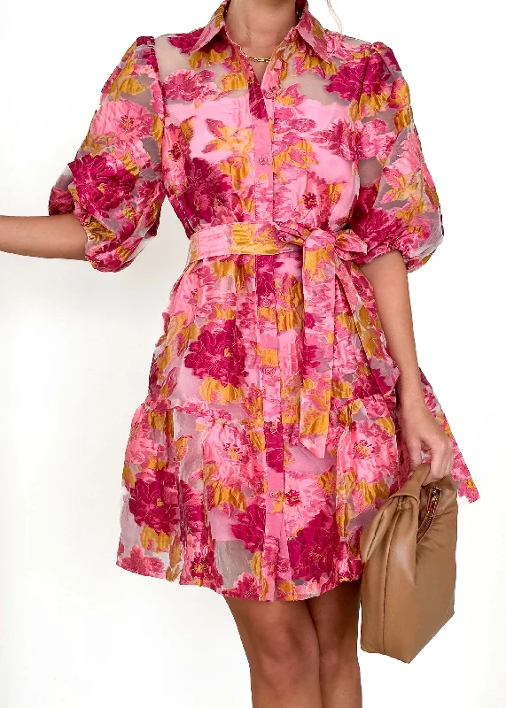 lunnia-dress-pink-floral