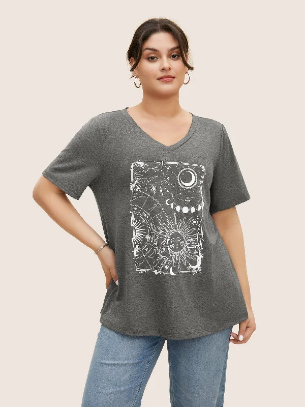 moon-and-star-print-v-neck-t-shirt