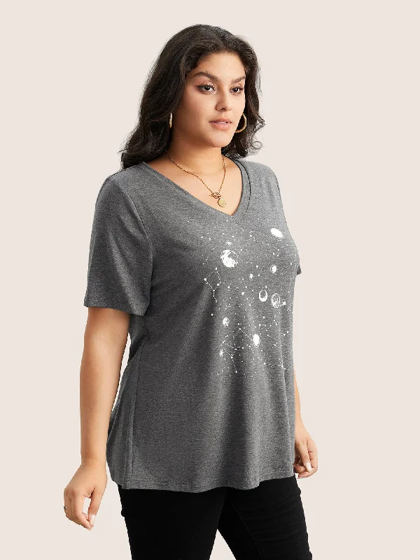 moon-and-star-print-v-neck-t-shirt