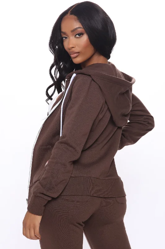 relaxed-vibe-zip-up-jacket-chocolate