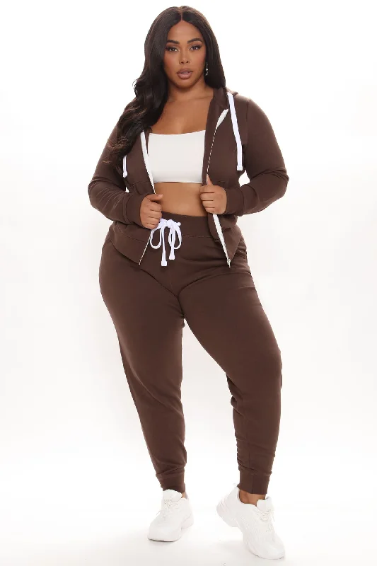 relaxed-vibe-zip-up-jacket-chocolate