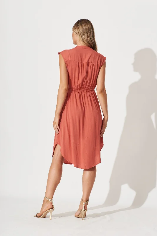 shire-zip-dress-in-rust