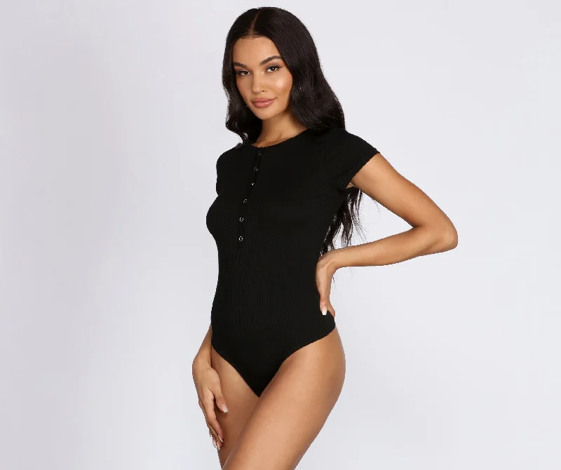 stunner-in-snaps-henley-bodysuit-060020304001