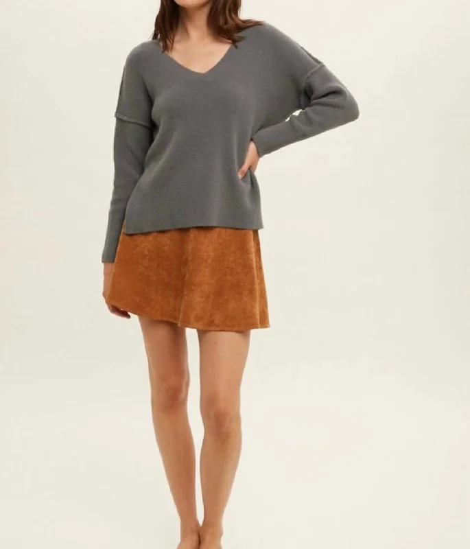 v-neck-sweater-in-charcoal