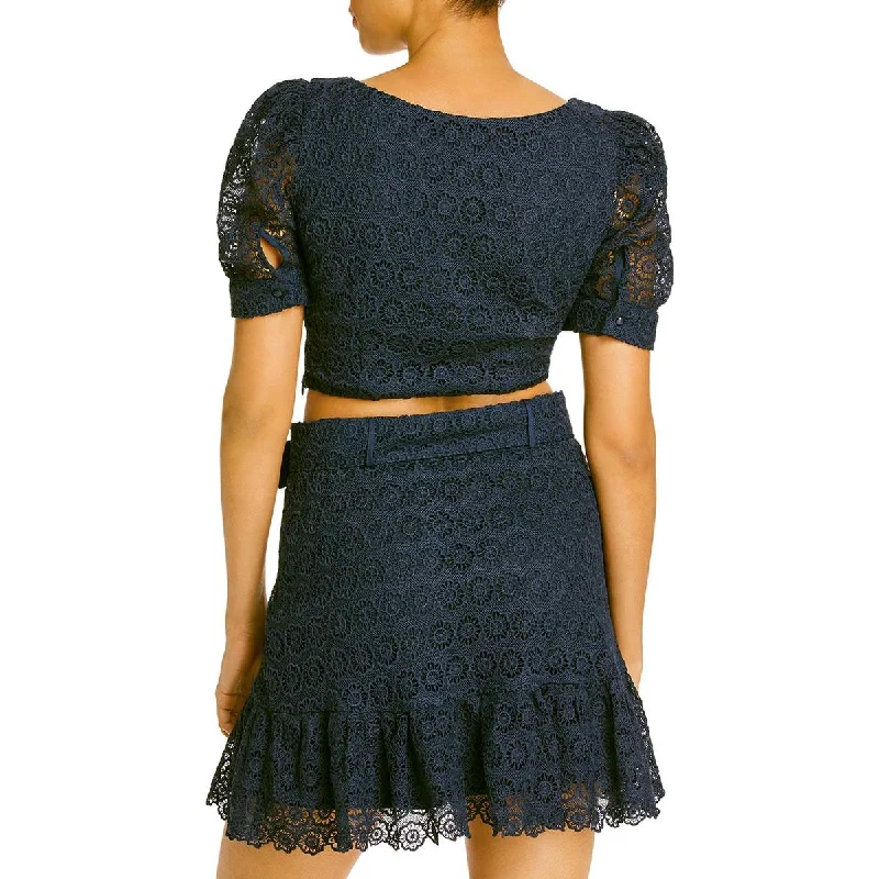 womens-puff-sleeve-lace-crop-top